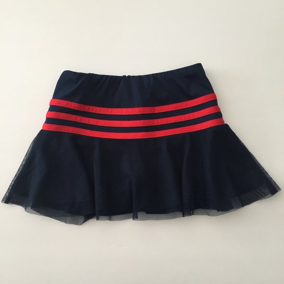Adidas Classic Skort Size 2 - Picture 3 of 4